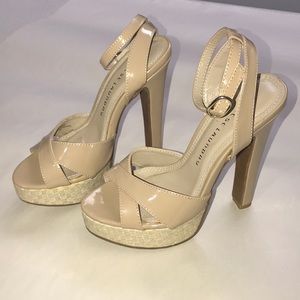 Nude platform sandals Chinese laundry size 6.5